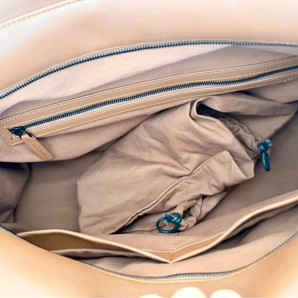 Leather Duffel Bag - Brown - Unknown Brand